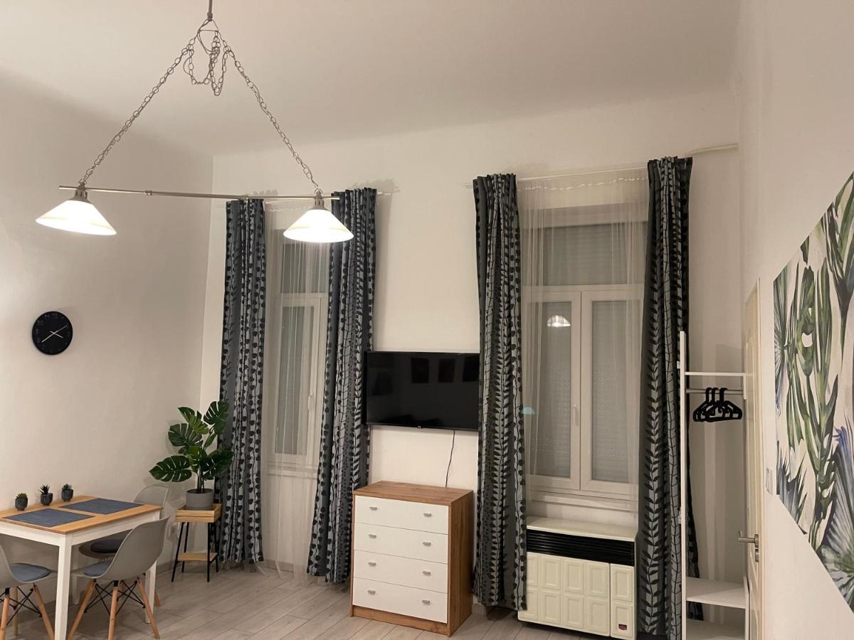 Marylin New Apartment Free Parking At Riverside Budapest Exterior photo